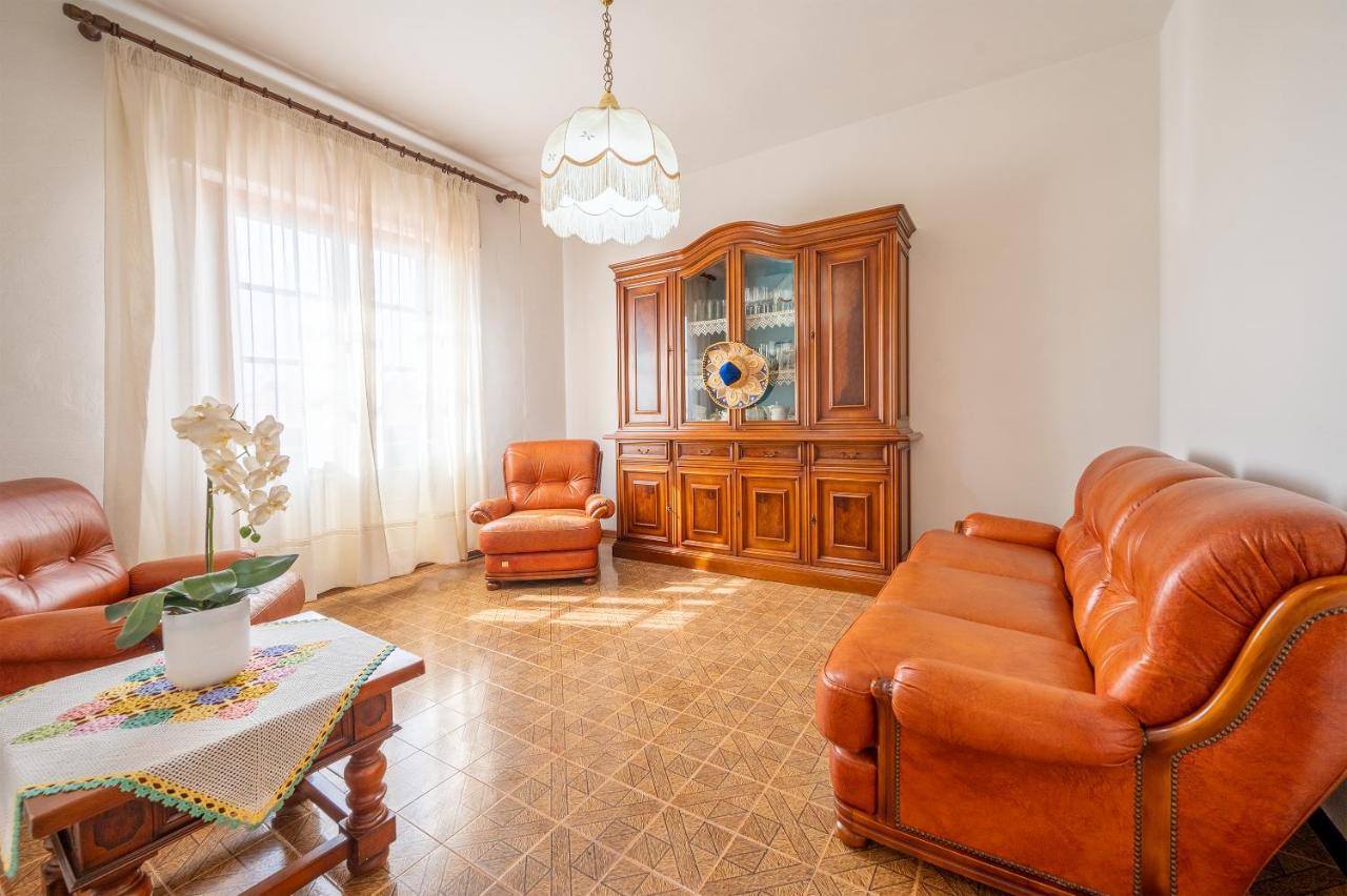 La Casetta Di Silvio Capezzano Pianore Bagian luar foto